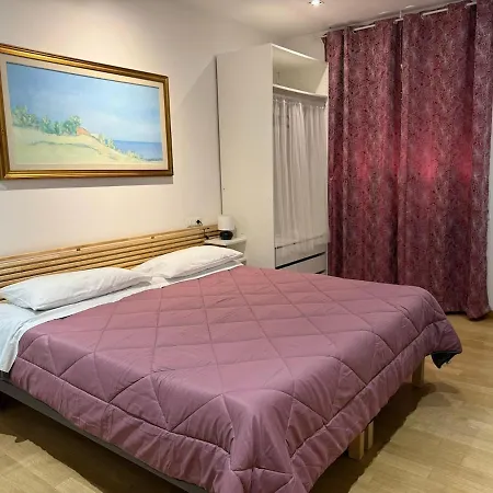 Garbatella Apartmán *